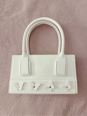 WINDSOR White Butterfly Accent Handbag